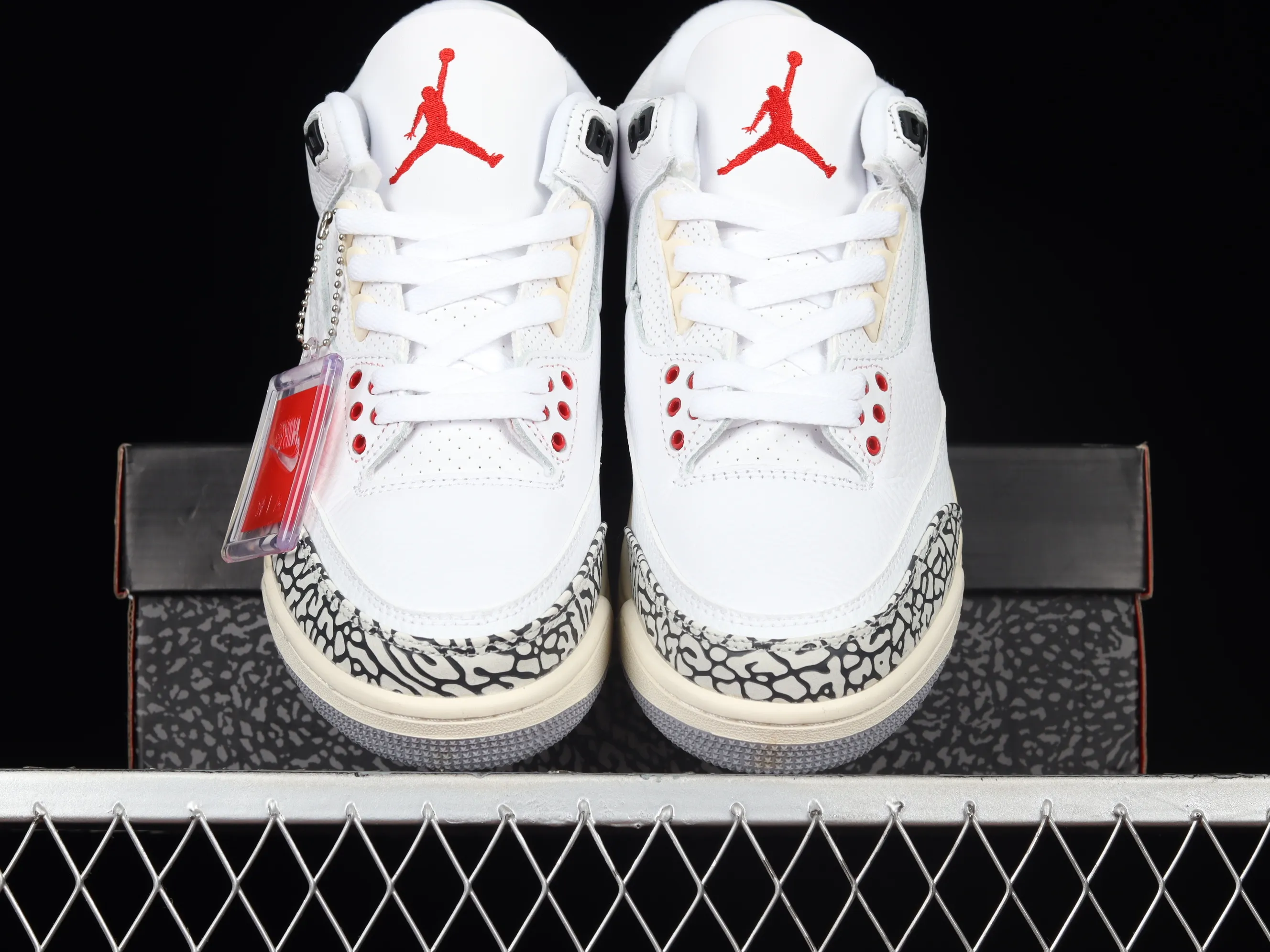 All categories Air Jordan Jordan series basketball shoes Air Jordan 3 Air Jordan 3 Retro "Fire Red" AJ3 Joe 3 new white cement DN3707-100